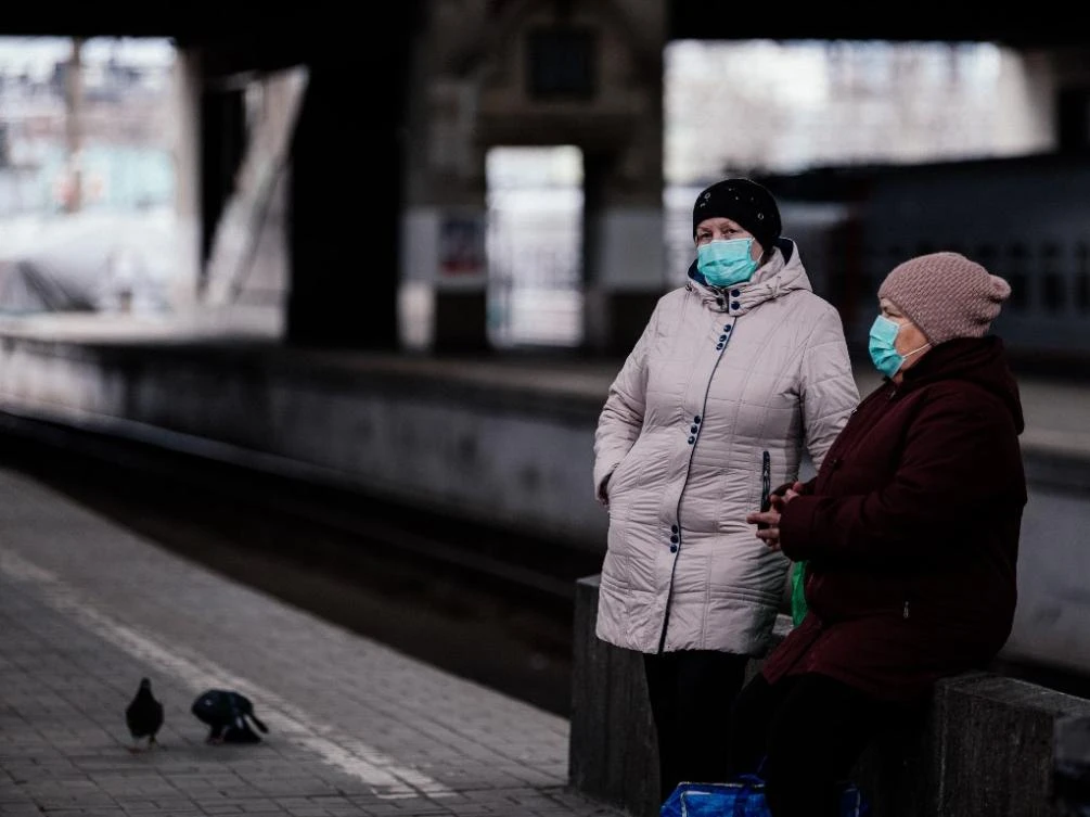 Russian women flocked to their small town’s public steam sauna, a festive occasion for them, when banyas reopened after the coronavirus lockdown. (AFP file photo0