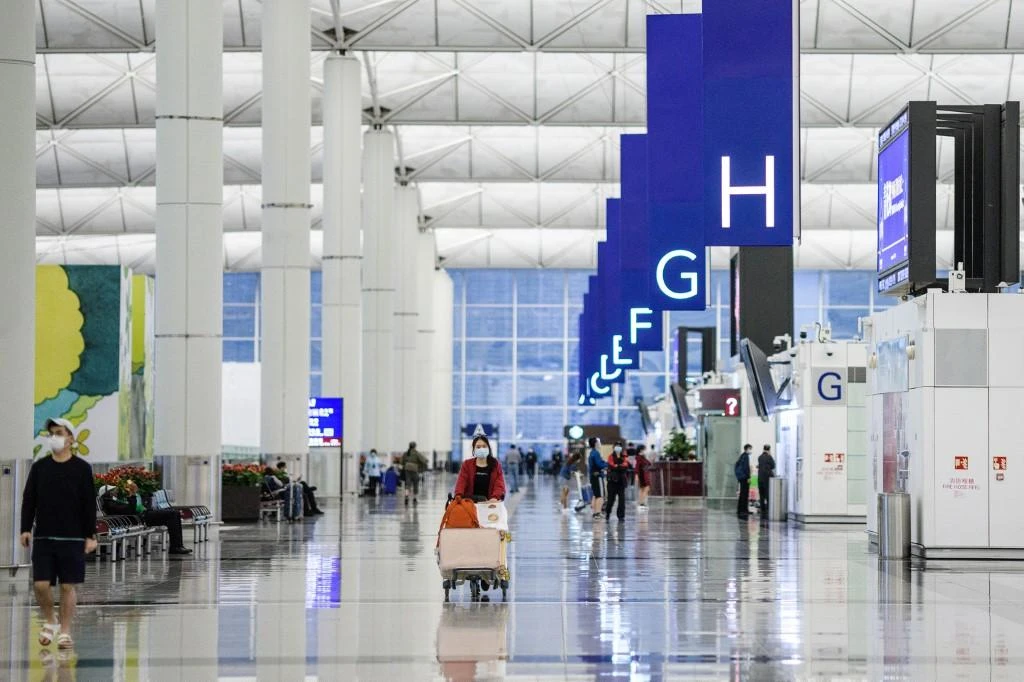 Hong Kong airport transit from June 1 excludes mainland flights: Cathay Pacific