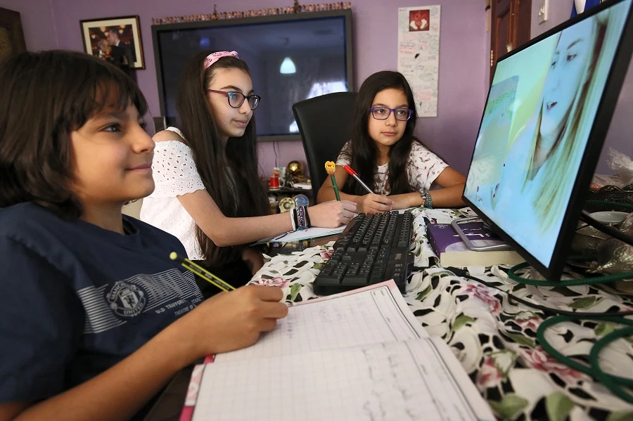 The ministry will instruct schools to start online classes for grade 12 students before June 15.