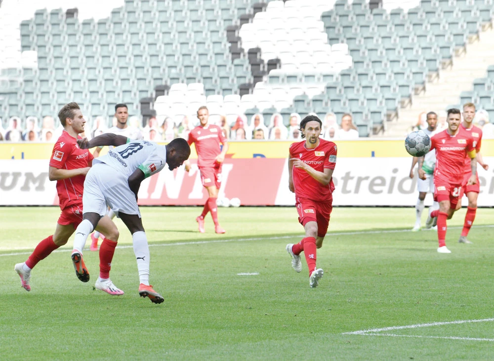 Thuram brace powers Gladbach  to 4-1 victory over Berlin
