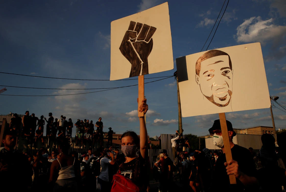 Thousands in Paris protest death of black man in police custody