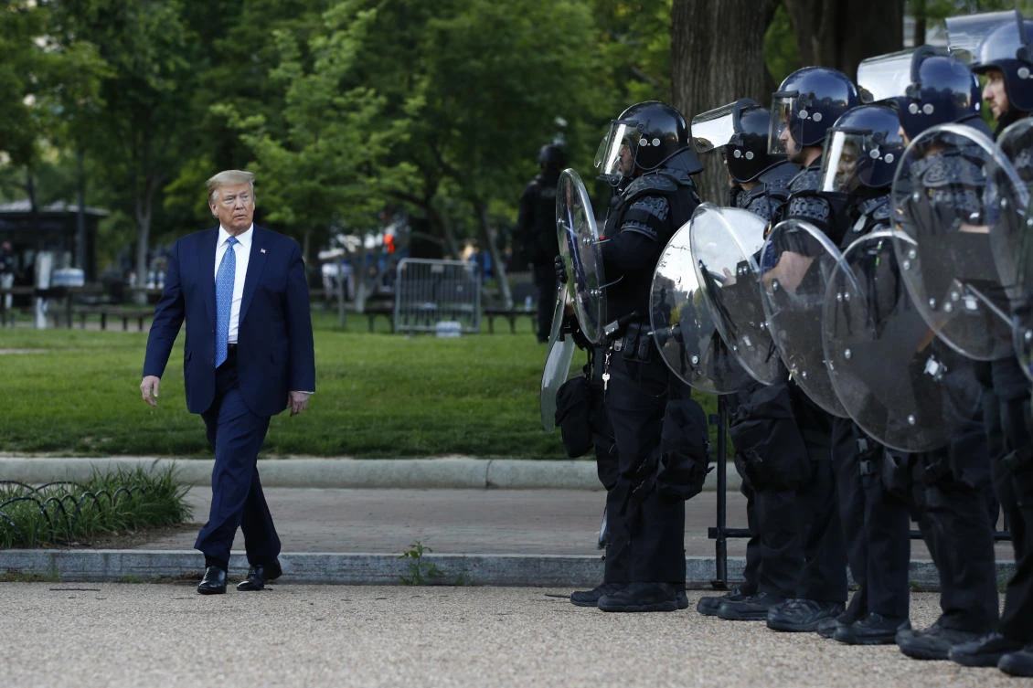 Trump tries religious gestures to hike support amid protests
