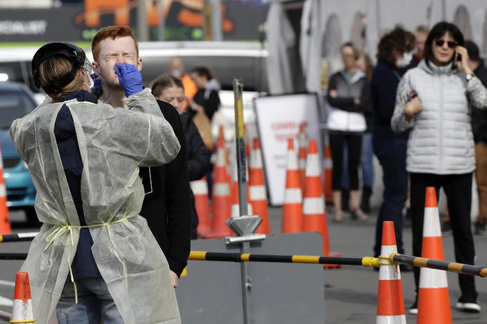 New Zealand clears its last COVID-19 case