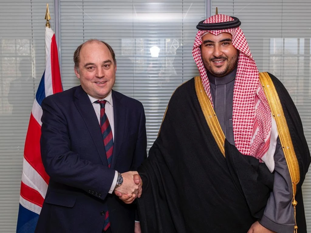 Saudi Arabia’s Deputy Defense Minister Prince Khalid bin Salman and Ben Wallace, the UK's defense minister, discussed relations. (SPA)