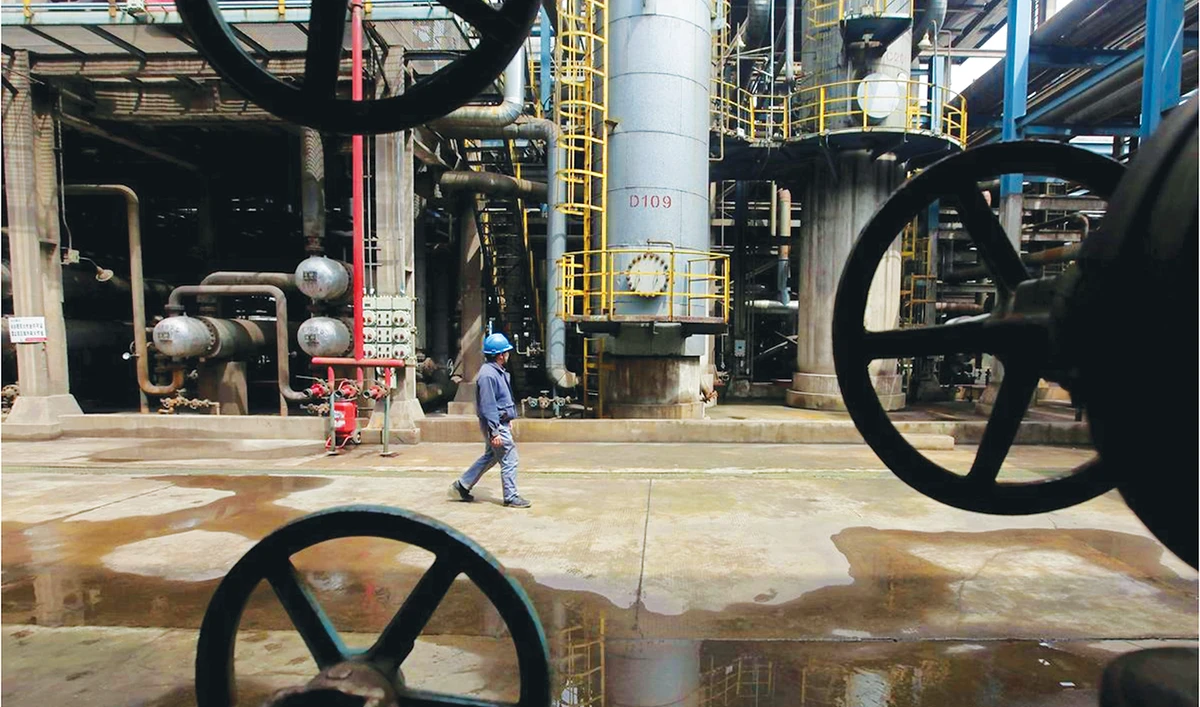 Shandong has approved a plan to close small refineries to make way for a $20 billion petrochemical plant. (Reuters)