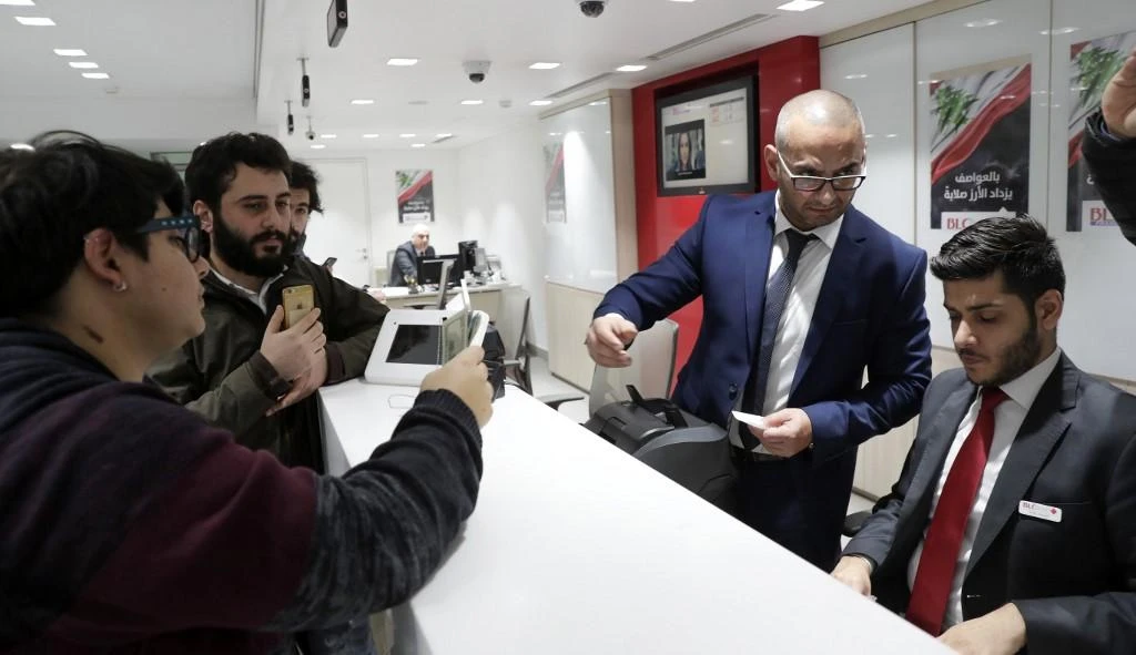 The Lebanese pound’s collapse has threatened renewed unrest as Beirut negotiates an IMF program tied to billions of dollars in financing to kickstart a recovery. (File/AFP)