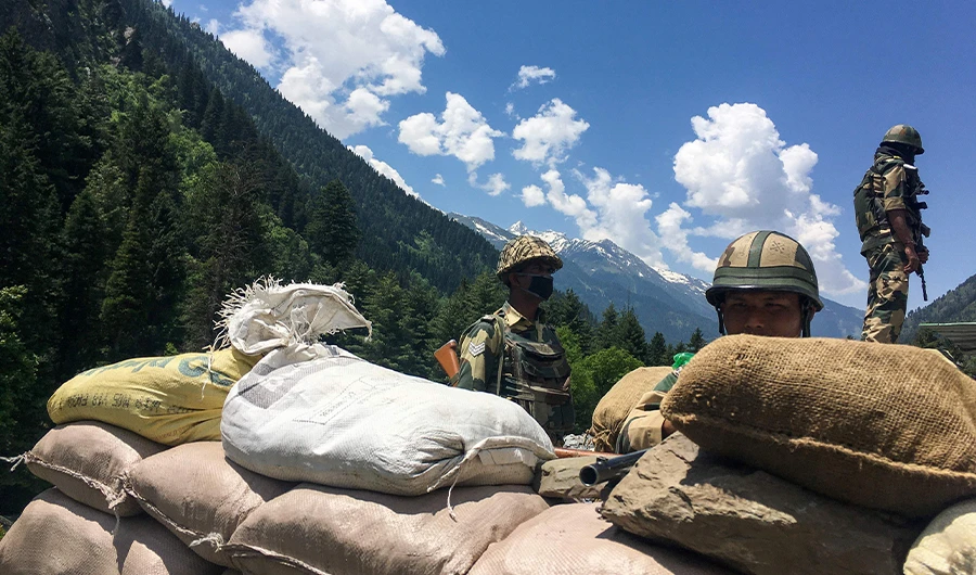 India says 20 soldiers dead in clashes with China