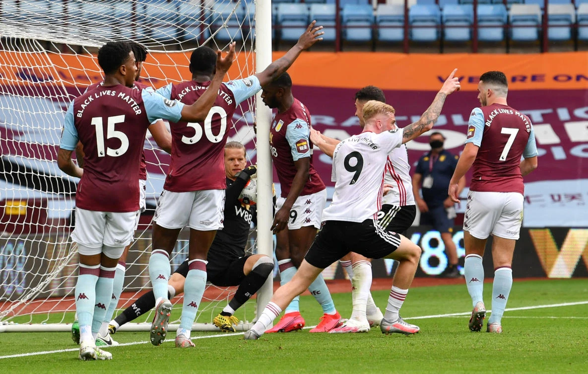Goalline tech firm apologizes after Villa escape with point on Premier League return