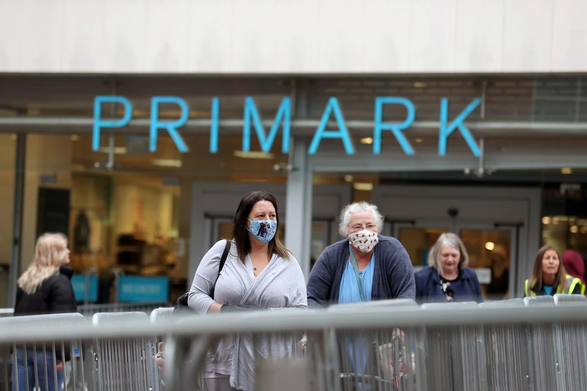 A poll for the UK newspaper found that 80 percent of people polled said they had not visited a non-essential shop since they were allowed to reopen earlier this week. (Reuters/File Photo)