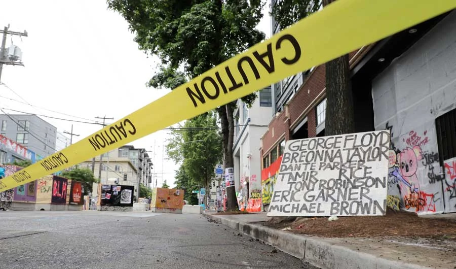 Shooting in Seattle protest zone leaves 1 dead, 1 injured