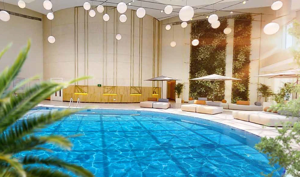 Featuring advanced engineering and architectural designs, Harbor Heights, located in the heart of the Bahraini capital, consist of one- to five-bedroom apartments. Some of the key facilities include a super penthouse, health club and spa, swimming pools, manicured gardens and several recreational amenities.