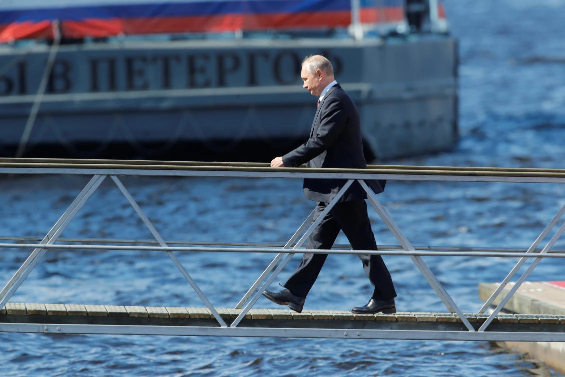 Russia's President Vladimir Putin arrives to attend the Navy Day parade in Saint Petersburg, Russia July 26, 2020. Dmitri Lovetsky/Pool via REUTERS