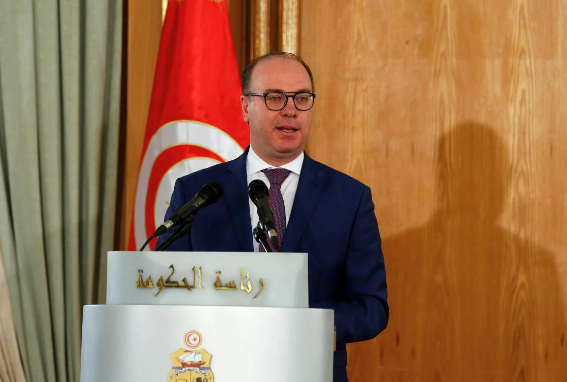 Tunisia’s Ennahdha party to review stance on government