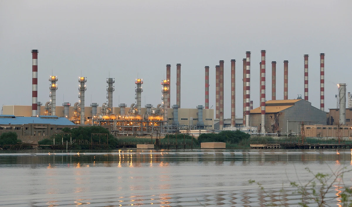 Iranian oil in perfect storm of storage shortage, low demand, sanctions