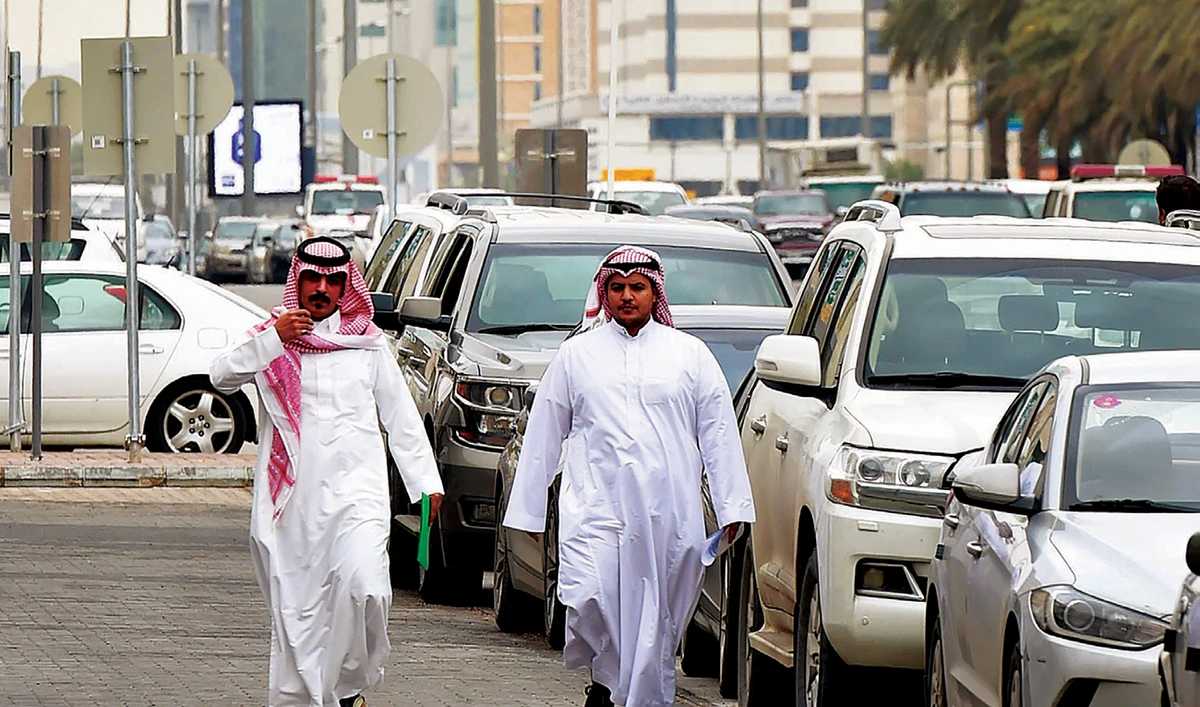 Vehicles involved in any traffic violation in Saudi Arabia are automatically checked for insurance. (AFP)