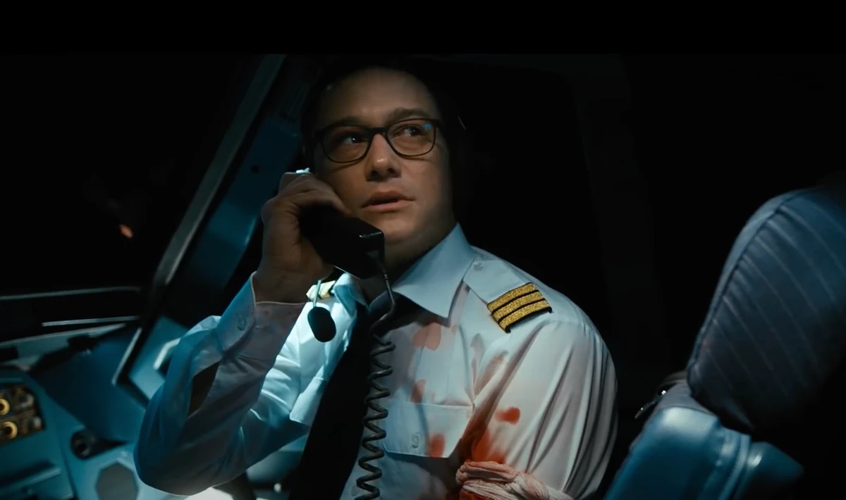 REVIEW: Hijack movie ‘7500’ opts for low-key suspense