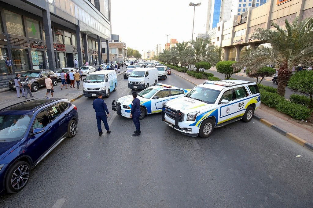 Kuwait earlier imposed lockdowns, including that of Hawally district above, to combat the spread of the coronavirus. (AFP file photo)
