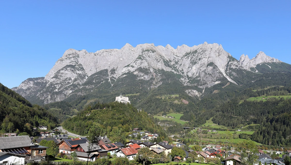 Rockslide kills Iraqi teen on Austrian mountain