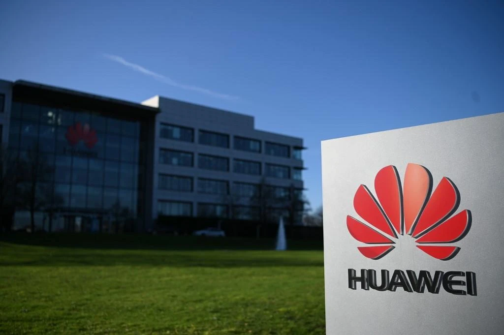 BT warns UK that banning Huawei too fast could cause outages