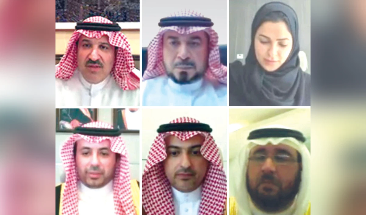 Madinah Gov. Prince Faisal bin Salman, top left, on Tuesday chaired an online meeting to review steps to streamline and support the labor market. (SPA)