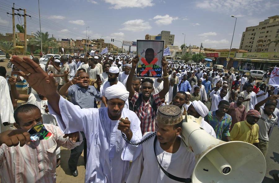 Activists and rights groups accuse the army of blocking investigations into the killing of scores of protesters on June 3 last year when security forces broke up a sit-in outside the defense ministry. (File/AFP)