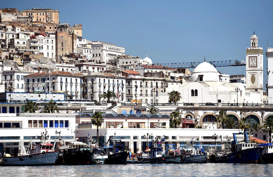 A general view taken on June 5, 2014 shows the Bay of Algiers with the old town of the Algerian capital known as the "Kasbah" in the background. (File/AFP)