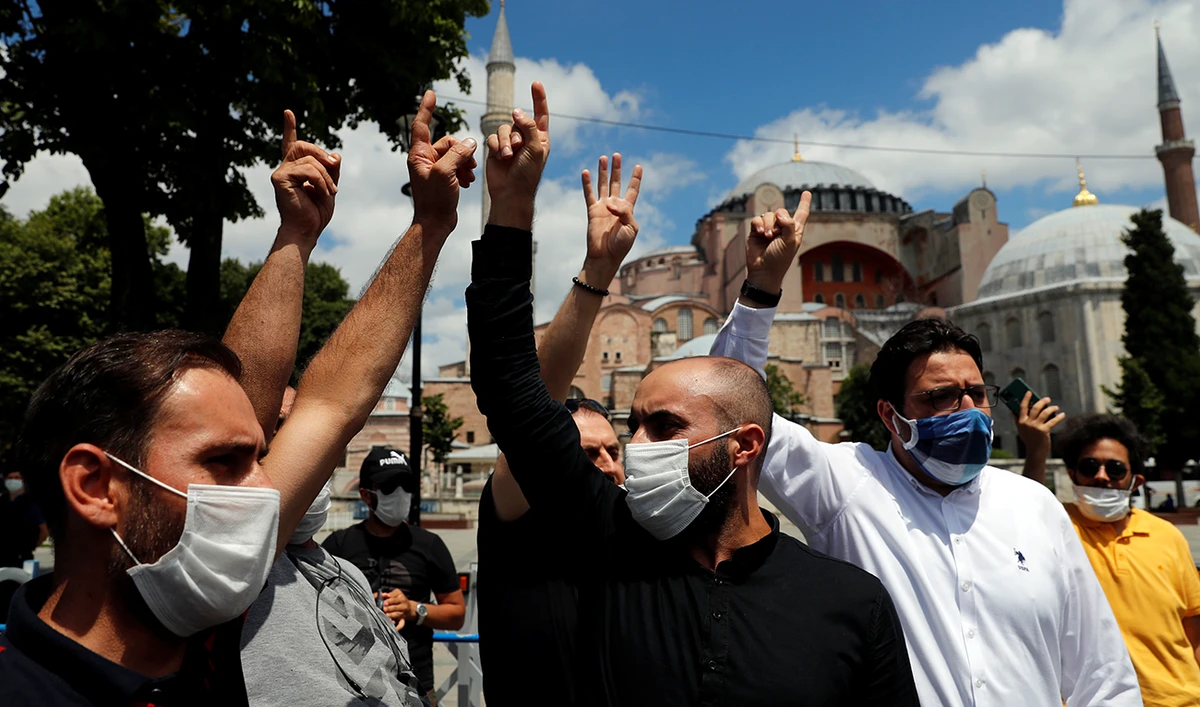 Turkey faces rise in brain drain over political and economic concerns