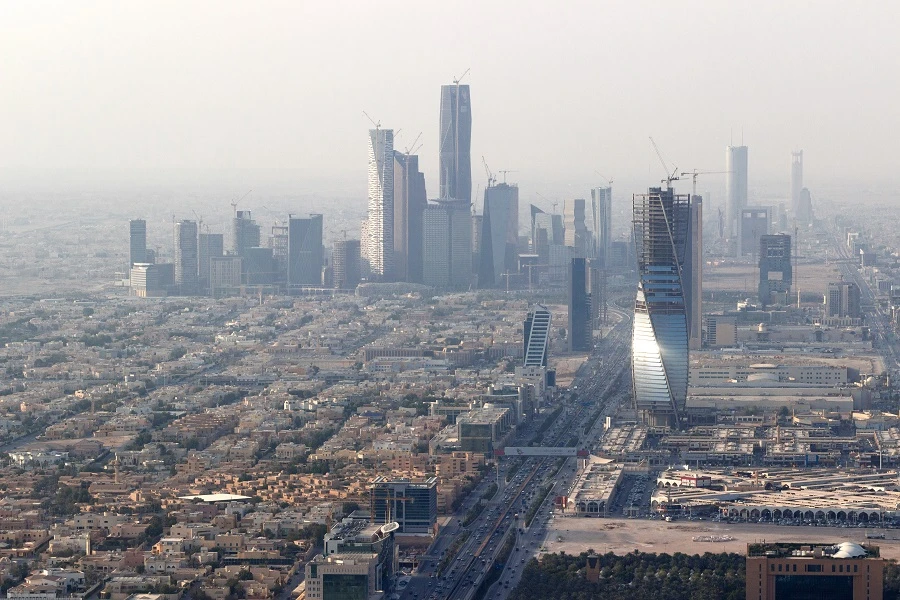 The agreement was signed by the director general of Financial Academy, Mana Al-Khamsan, and Angela Salter, interim president of ACAMS, in Riyadh. (File/AFP)