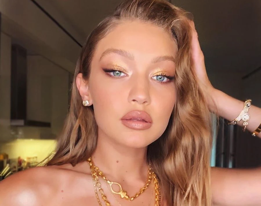 The part-Palestinian model offered a rare glimpse into her New York home. Instagram/@gigihadid