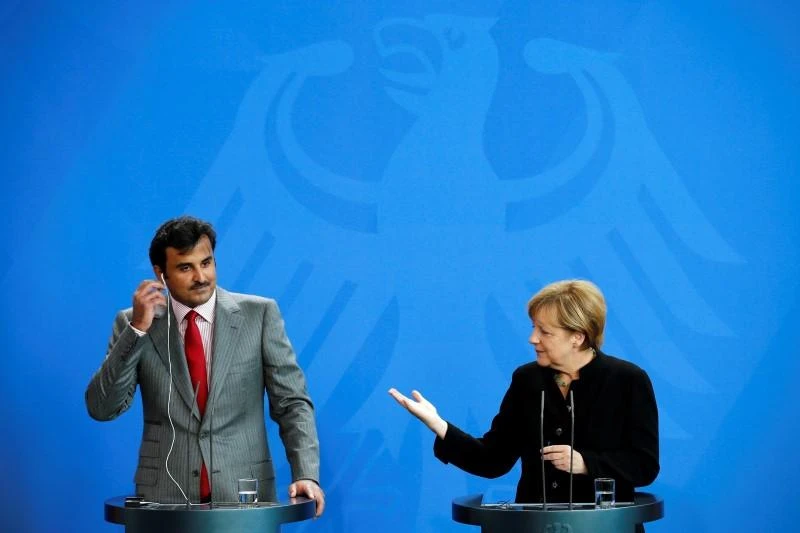 German Chancellor Angela Merkel and Qatar’s ruler Emir Sheikh Tamim bin Hamad Al-Thani attend a news conference after talks at the Chancellery in Berlin, September 17, 2014. (Reuters)