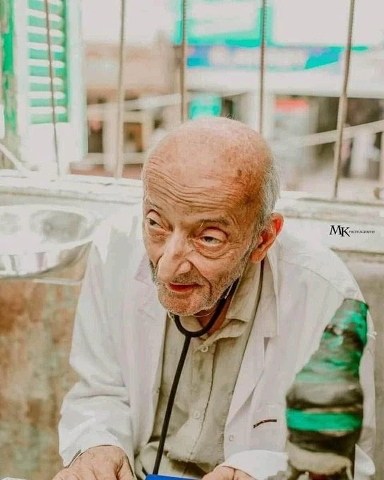 Mashally led a simple life dedicating his time and knowledge to serve those most in need. (Courtesy: Mohsen Design/Twitter)
