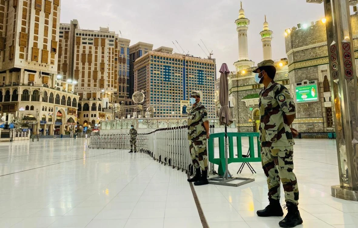 Saudi Arabia announced 26 more deaths from COVID-19 and 1,629 new cases of the disease on Thursday. (SPA)