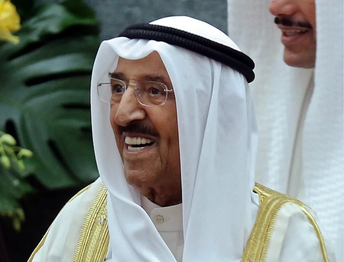 Kuwait crown prince receives ‘reassuring’ call on Emir’s health