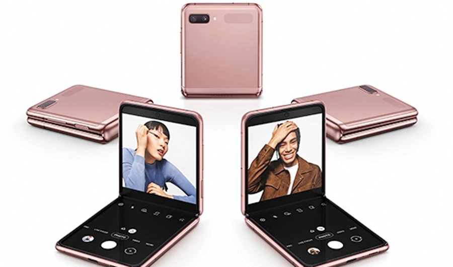 The new Galaxy Z Flip 5G. (Supplied)