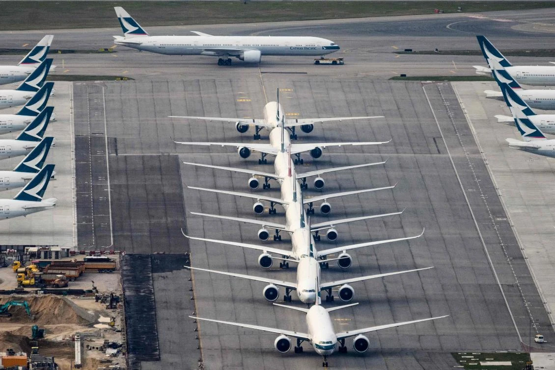 Cathay Pacific offers early retirement scheme to older pilots