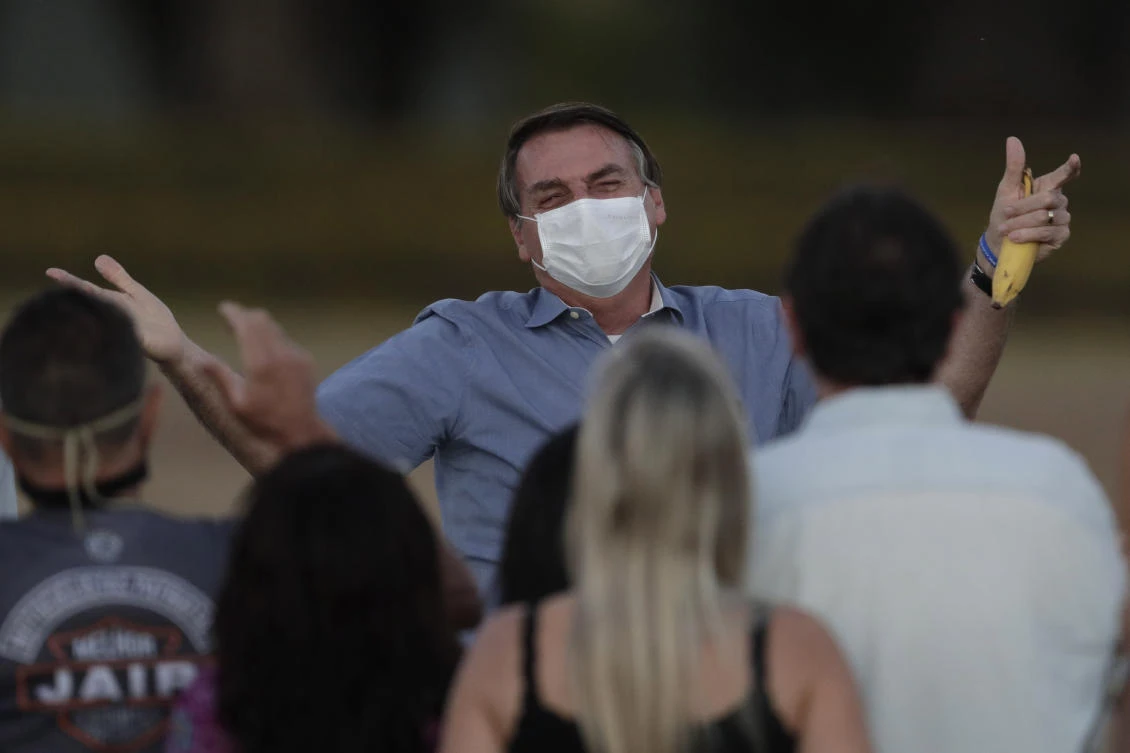 The judge originally decided in May to block 16 Twitter accounts and 12 Facebook accounts of Bolsonaro supporters who have been linked to a probe into the spreading of fake news during Brazil’s 2018 election. (File/AP/Eraldo Peres)
