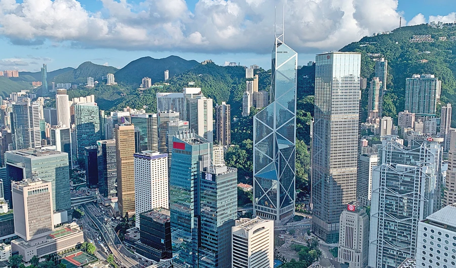 Hong Kong has among the highest retail trading levels in the world. Last year, a study found that individual investors owned 30 percent of the market. (Reuters)