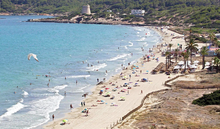 Ibiza: Between economic distress and unprecedented calm