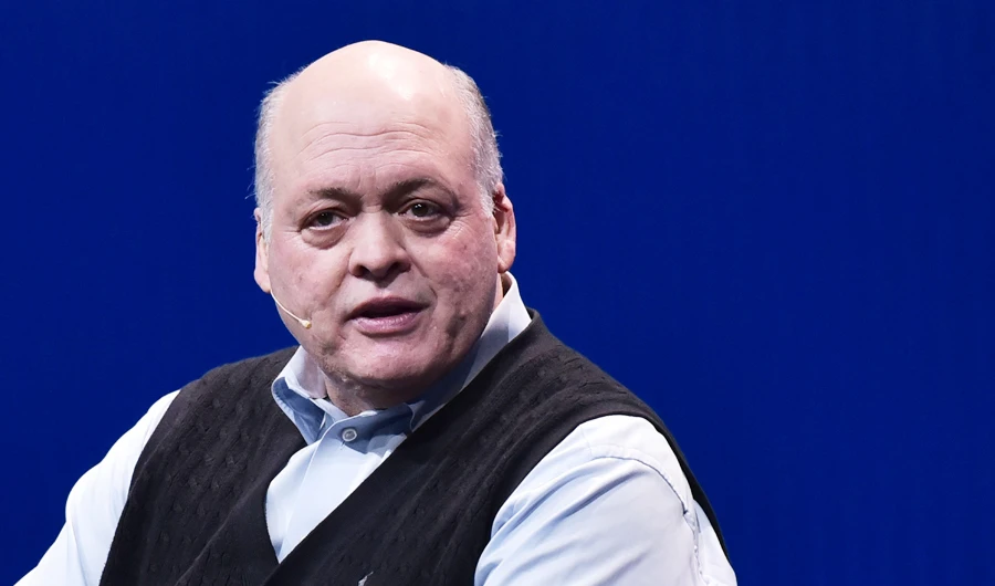 Ford CEO Hackett to retire, COO Jim Farley to lead automaker