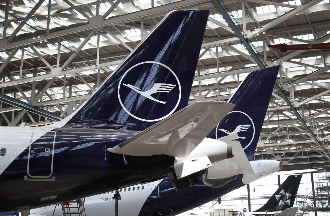 German airline giant Lufthansa said on August 8, 2020 it made a net loss reaching 1.5 billion euros ($1.7 billion) in the second quarter as the coronavirus pandemic slammed the brakes on travel. (AFP)