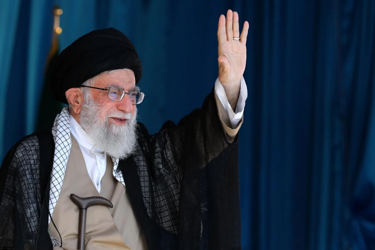 Khamenei should be blamed for Iran’s financial crisis