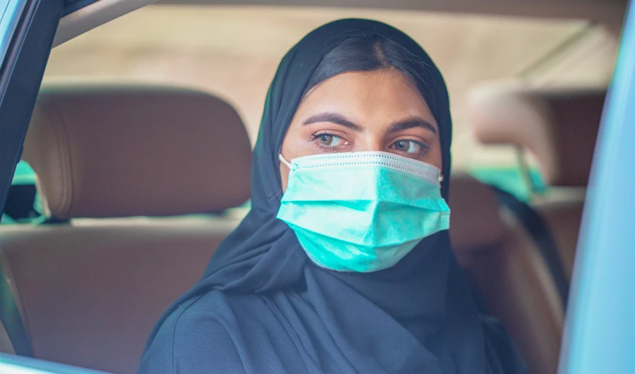 Businesses in the Kingdom are allowed to continue their activities but not without taking all precautions. (ArabsStock)