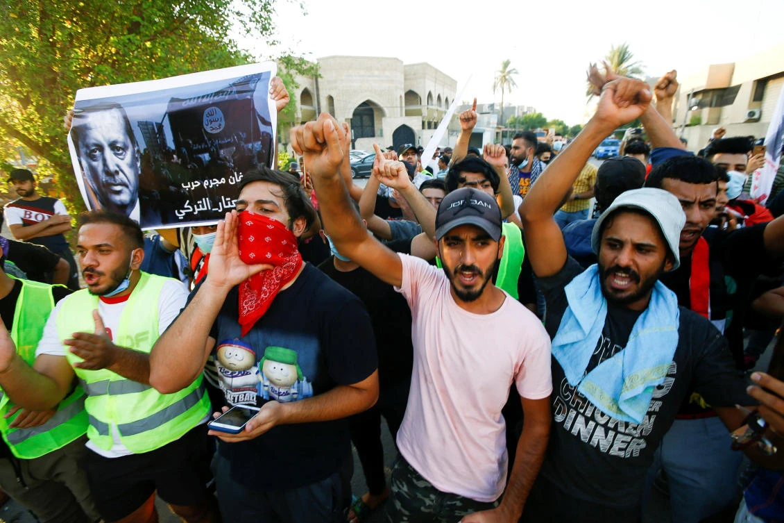Demonstrators gather in front of the Turkish Embassy protesting against the killing of Iraqi boarder guards by a Turkish airstrike, in Baghdad, Iraq August 13, 2020. (File/Reuters)