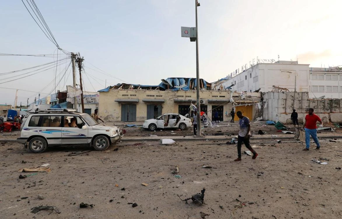 A general view shows the scene of an explosion in Mogadishu, Somalia November 9, 2018. (Reuters)