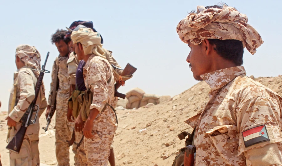 Fighters from of the Southern Transitional Council (STC) gather during clashes with Saudi-backed government forces in the Sheikh Salim area in the southern Abyan province on May 12, 2020. (AFP)