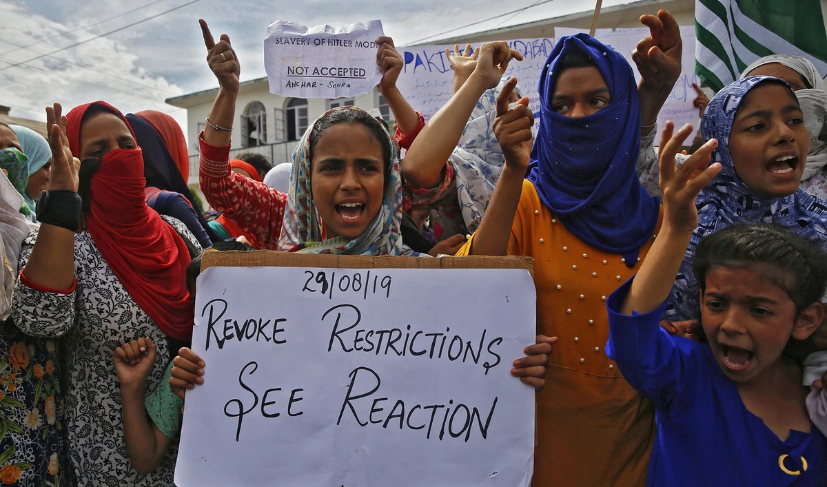 Six Kashmiri parties forge alliance to restore region's autonomy