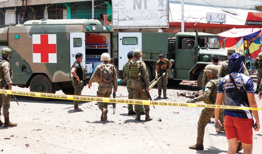 20 killed in twin bomb attacks on Mindanao town