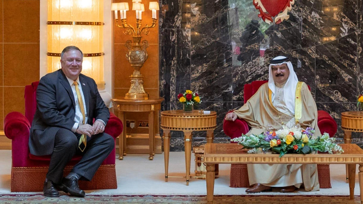 Pompeo meets with King Hamad bin Isa Al Khalifa on Wednesday morning. (Bahrain News Agency)