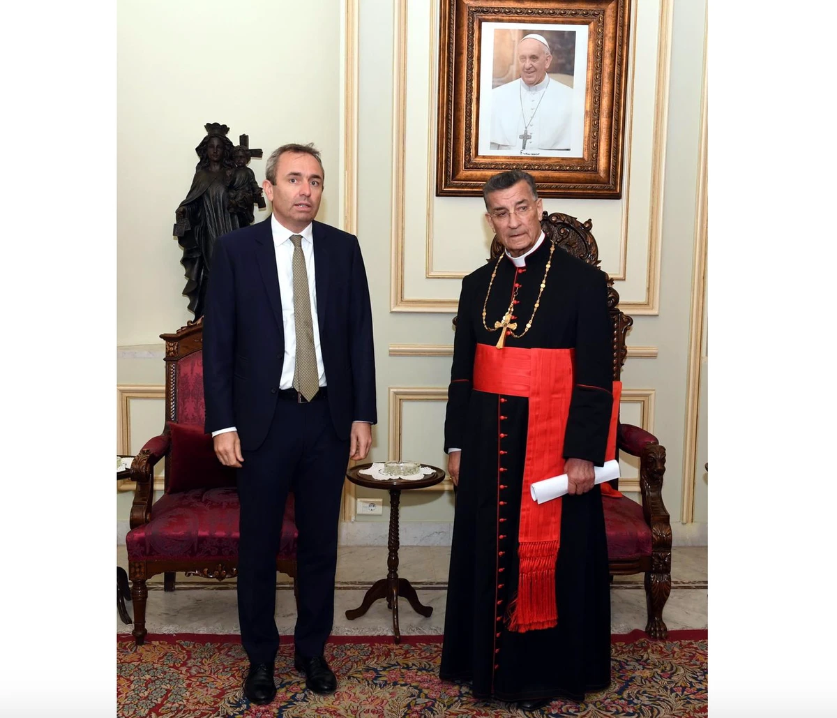 UK ambassador Chris Rampling met with Mar Bishara Boutros Al-Rai, the Lebanese patriarch of the Maronite Catholic church. (NNA)