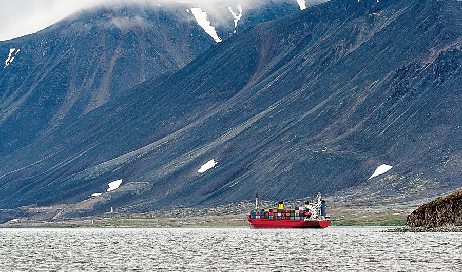 The Northern Sea Route, which traces the coasts of Siberia and Norway, allows cargo ships to cut at least 10 days sailing between Europe and Asia. (Shutterstock)